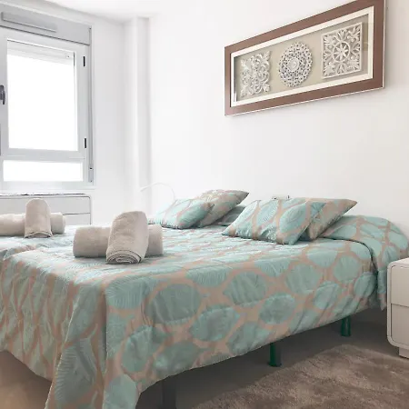 Beautiful Penthouse Perfect Location * מארבלה