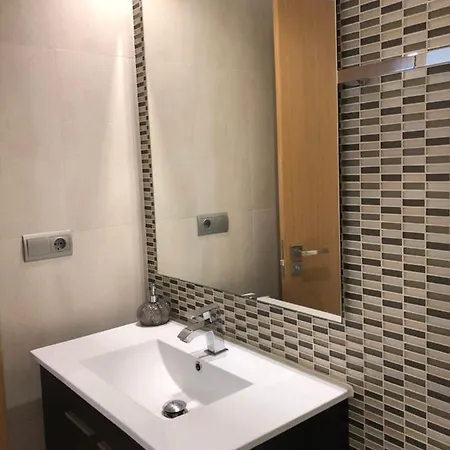 Beautiful Penthouse Perfect Location דירה מארבלה